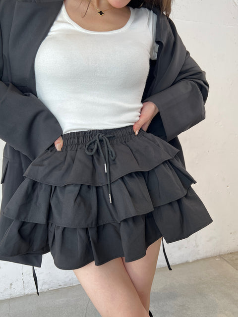 Tiered Frill Mini Skirt(インナーパンツ付き)／Setupで購入の場合は900円OFF➞￥16,000