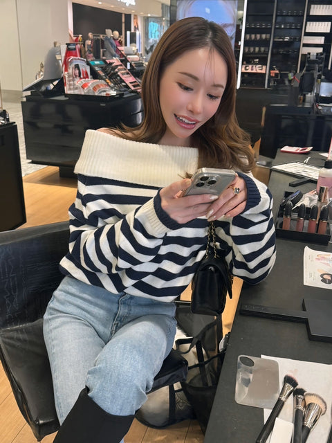 Off-Shoulder Stripe Knit Top／送料無料