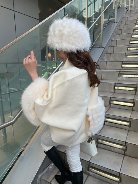 Fur Cape 3-Piece Set(再販売ご予約受付中)