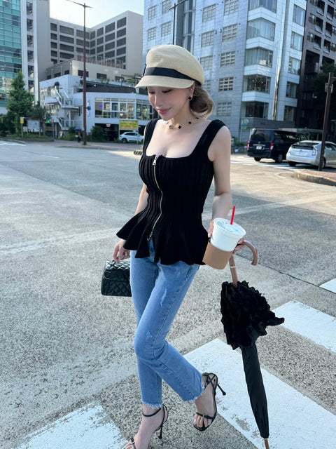Sleeveless peplum tops／black