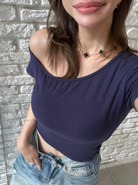 カップ付きOne shoulder T-shirt