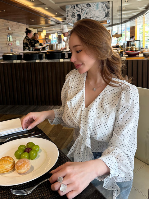 Frill Ribbon Dot Blouse／White 送料無料(4月22日発送予定)