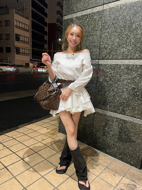 Belted Frill Off Shoulder Tunic／Brown･Whiteは9/21迄発送