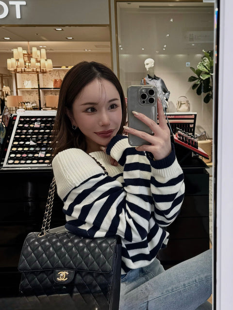 Off-Shoulder Stripe Knit Top／送料無料