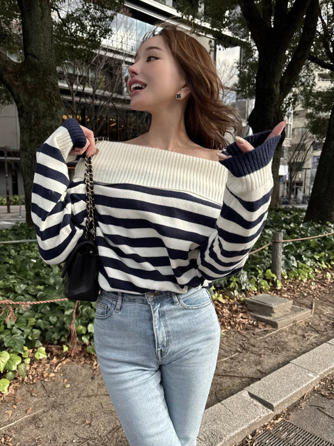 Off-Shoulder Stripe Knit Top／送料無料