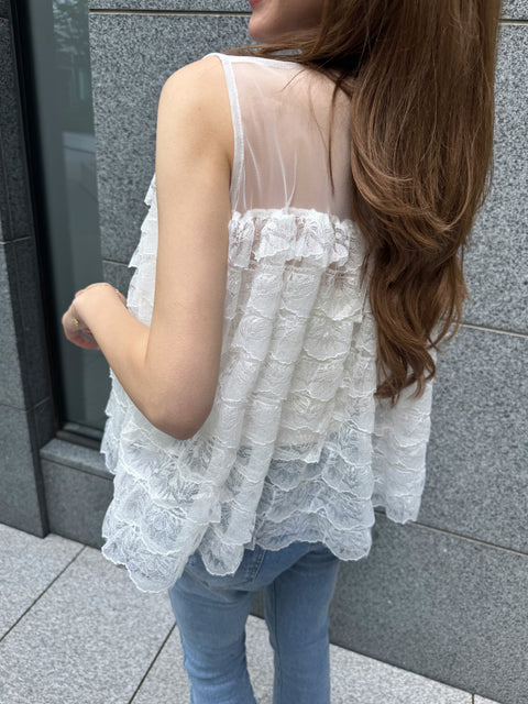 Fluffy tiered lace tops／White(送料無料)