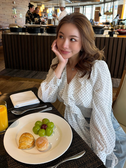 Frill Ribbon Dot Blouse／White 送料無料(4月22日発送予定)