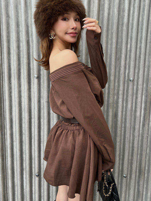 Belted Frill Off Shoulder Tunic／Brown･Whiteは9/21迄発送