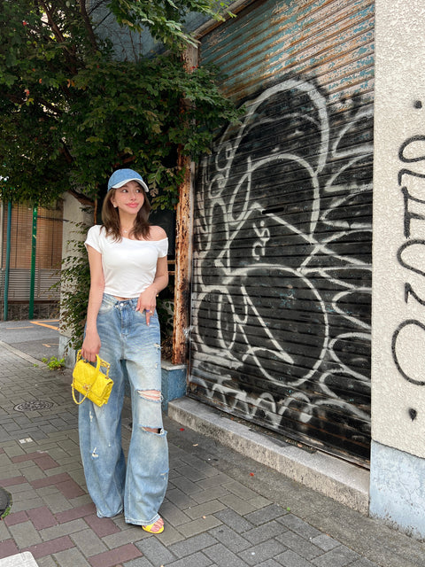 カップ付きOne shoulder T-shirt