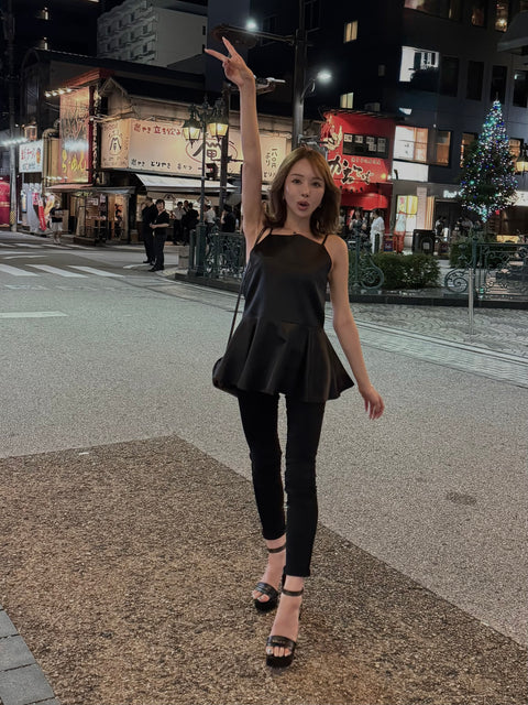 Satin flare peplum／black