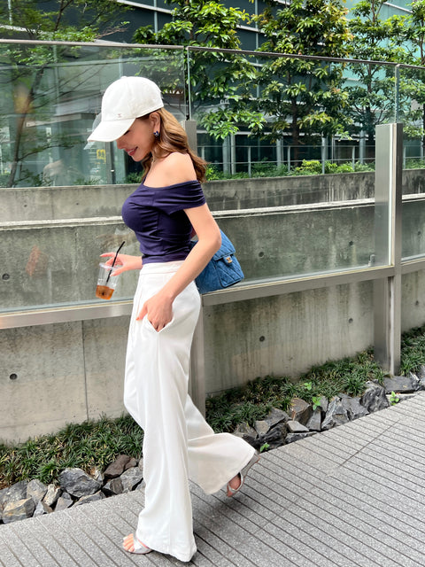 カップ付きOne shoulder T-shirt