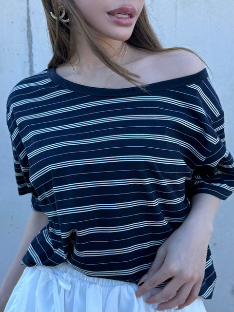 Off-Shoulder Over Top／red・navy