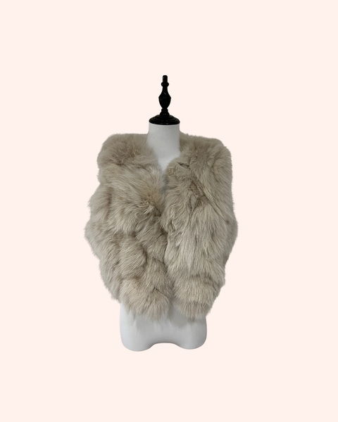 Fur vest／ivory