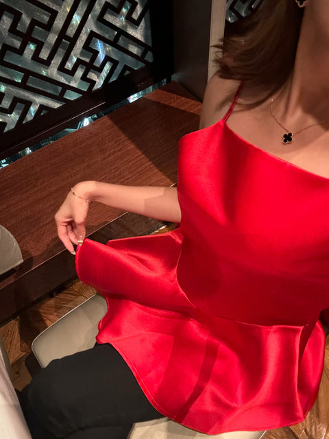 Satin flare peplum／red