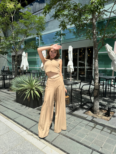 プリーツセットアップ　Beige